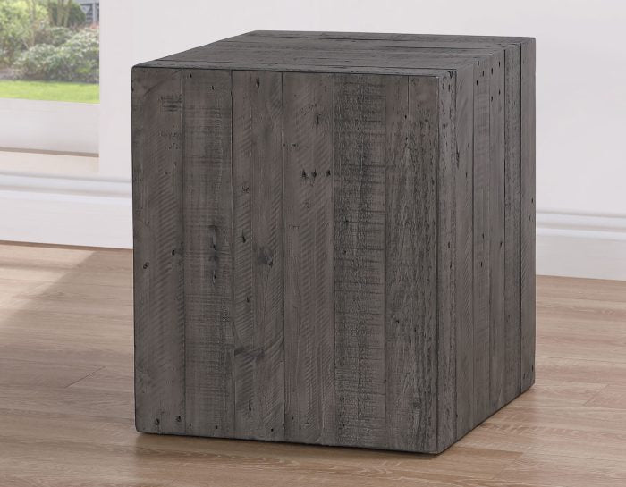 Colson Pine Table Set