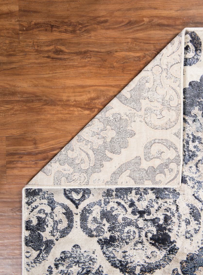 Jewel Clara Area Rug